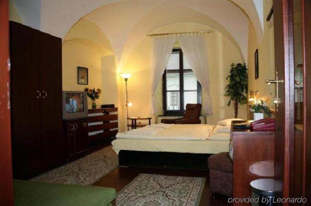 Garni -Hotel Barbakan Levoča الغرفة الصورة